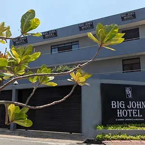 Otel Big John, Dehiwala-Mount Lavinia